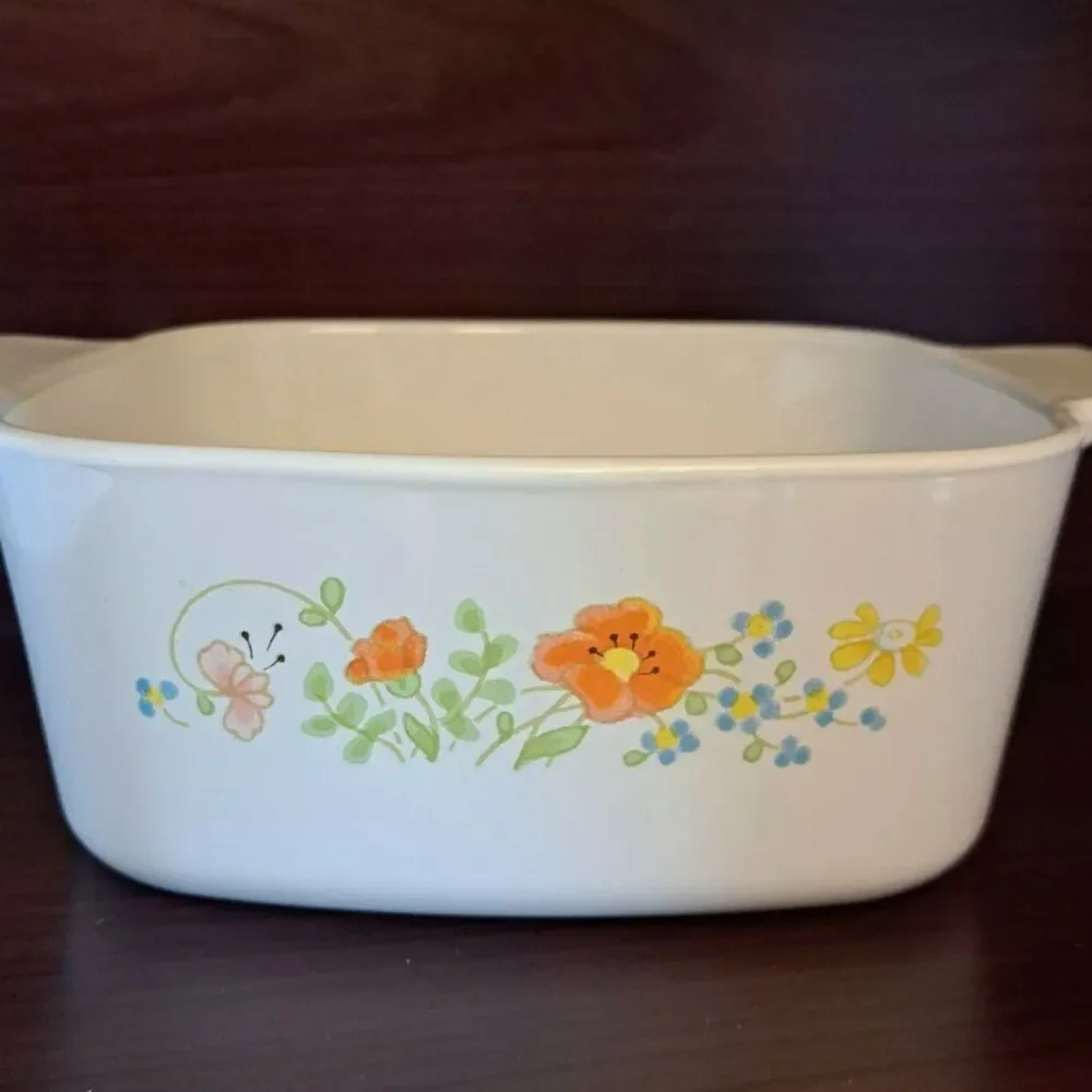 Vintage CORNING WARE Wildflowers Baking Dish A-1 1/2-B 1.5 Liter